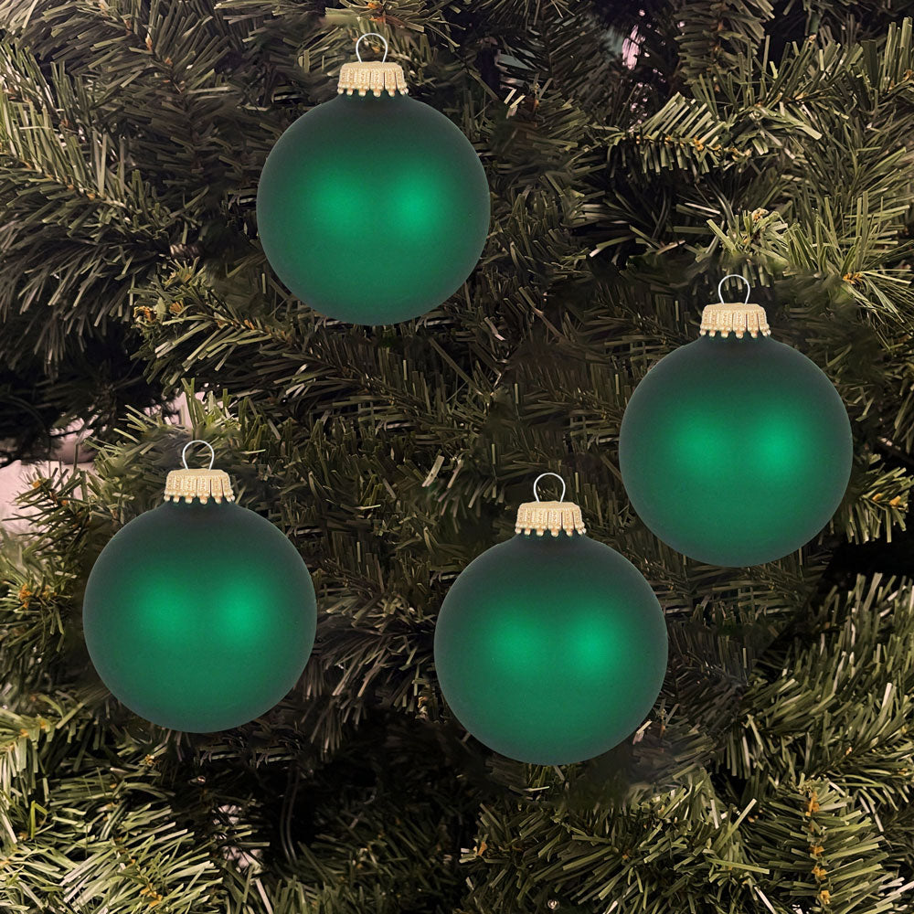 Christmas By Krebs Made in The USA Designer Seamless Glass Christmas Ball Ornaments, 2 5/8" (67mm), 8 Pieces (Velvet Green)