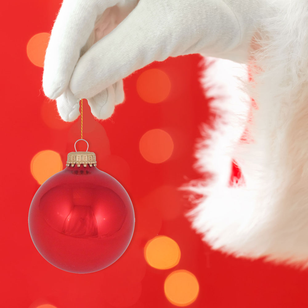 Christmas By Krebs Made in The USA Designer Seamless Glass Christmas Ball Ornaments, 2 5/8" (67mm), 8 Pieces (Candy Apple Red)