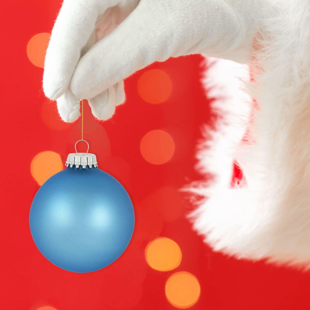 Christmas By Krebs Made in The USA Designer Seamless Glass Christmas Ball Ornaments, 2 5/8" (67mm), 8 Pieces (Velvet Alpine Blue)